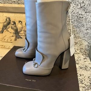 NWT Gucci Boots
